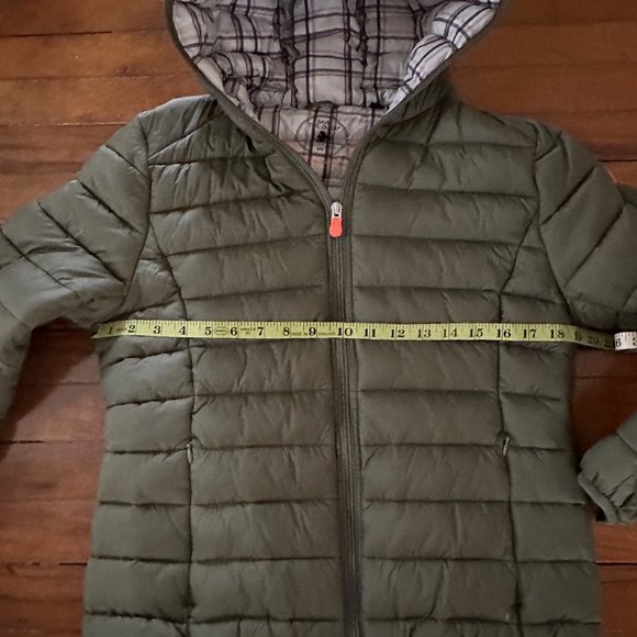 Save the Duck Lightweight Puffer Size 2M Olive Green - Excellent Condition! - Picture 3 of 8